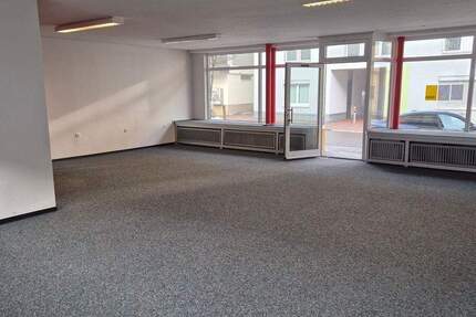 Gewerbeobjekt Furtwangen im Schwarzwald Stadtgebiet - 1 Zimmer, 76 m&sup2;, 85.000&euro; | Angebot:25664917
