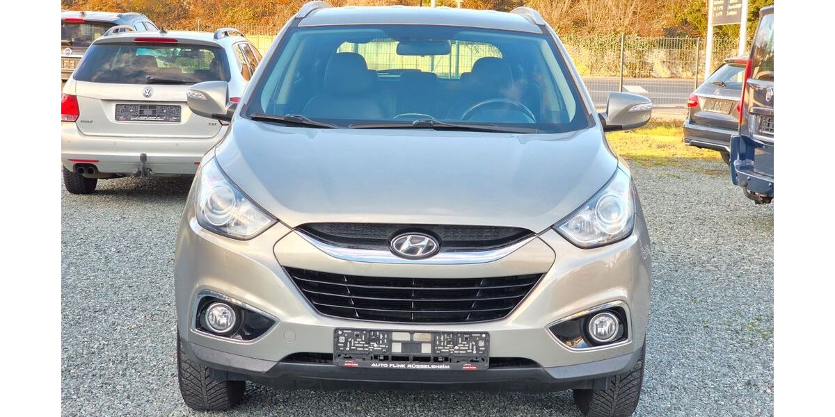 Hyundai ix35 127.224 km 7.999 &euro; Rüsselsheim 65428