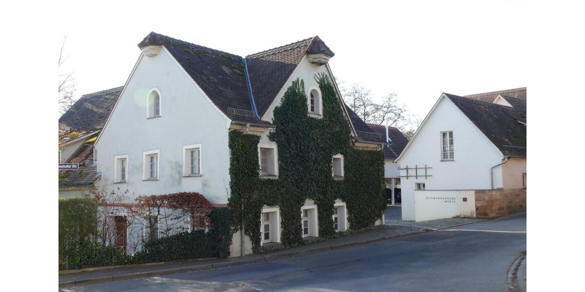 Historische Haushäfte mit Charme 6 zimmer