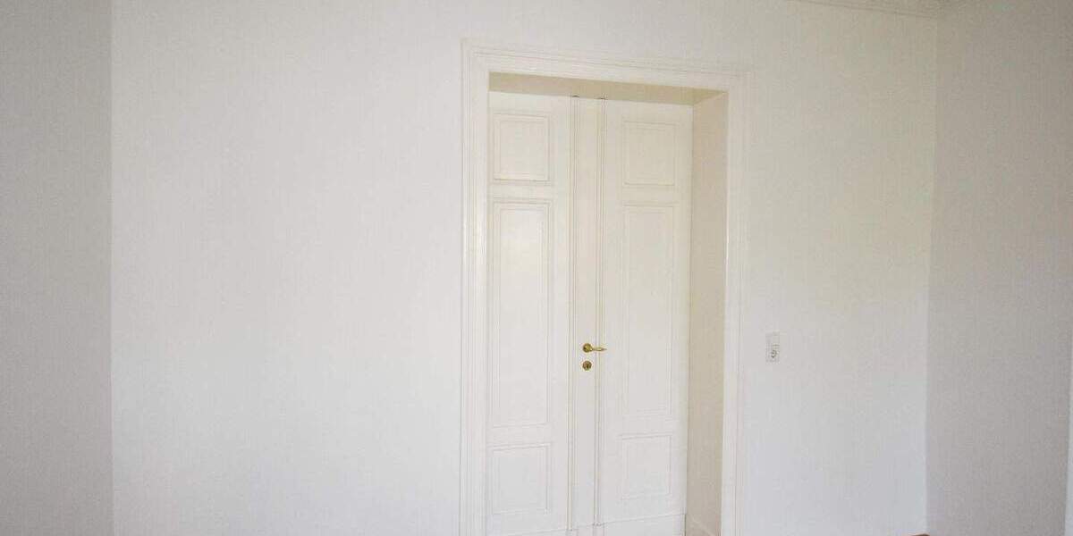 4-Zimmer-Wohnung mit Balkon in Gründerzeitambiente 4 zimmer