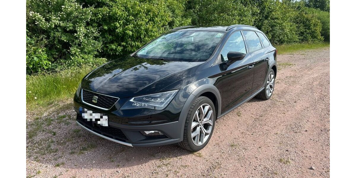 Seat Leon 130.000 km 13.000 &euro; Aichhalden 78733
