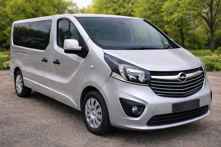 Opel Vivaro 81.500 km 22.399 &euro; Leipzig 04105