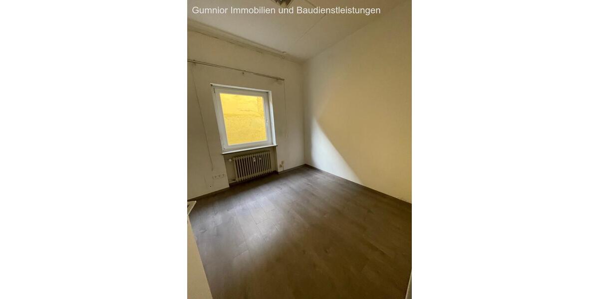 Erdgeschoßwohnung Neustadt an der Waldnaab - 4 Zimmer, 118 m&sup2;, 1.000&euro; | Angebot:23715906