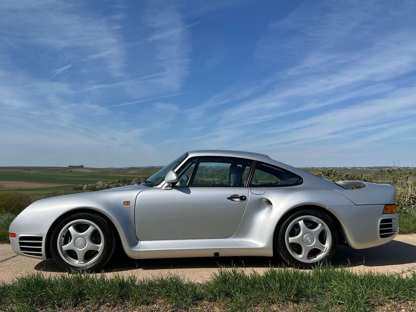 959