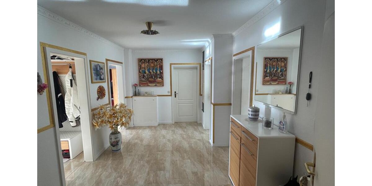 Dachgeschoßwohnung Hamburg Langenhorn - 6 Zimmer, 166 m&sup2;, 750.000&euro; | Angebot:26316203