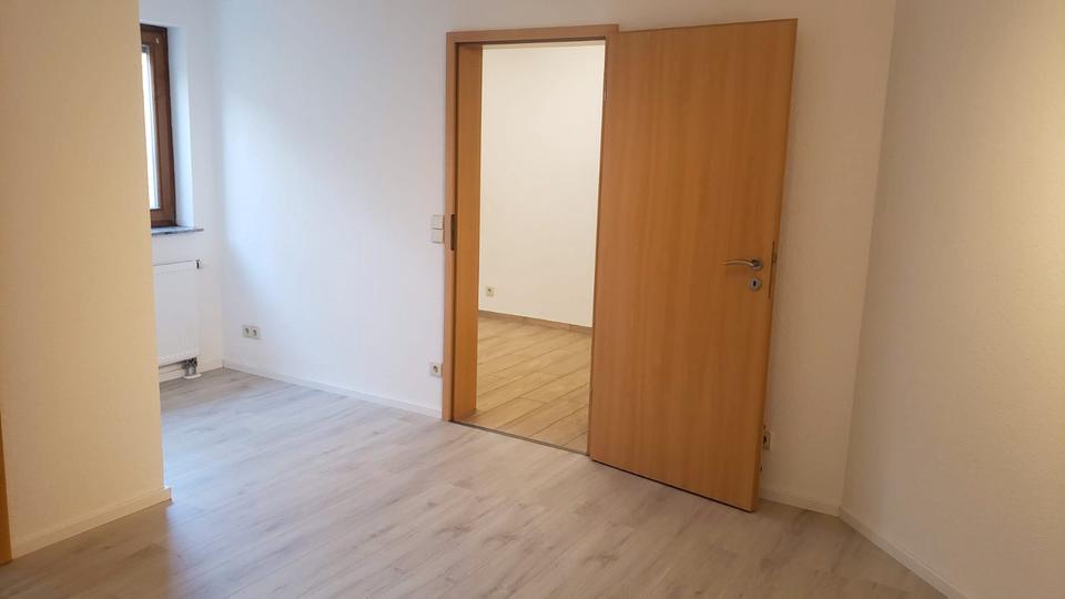 Etagenwohnung Hüfingen - 2.5 Zimmer, 65 m&sup2;, 500&euro; | Angebot:26404884
