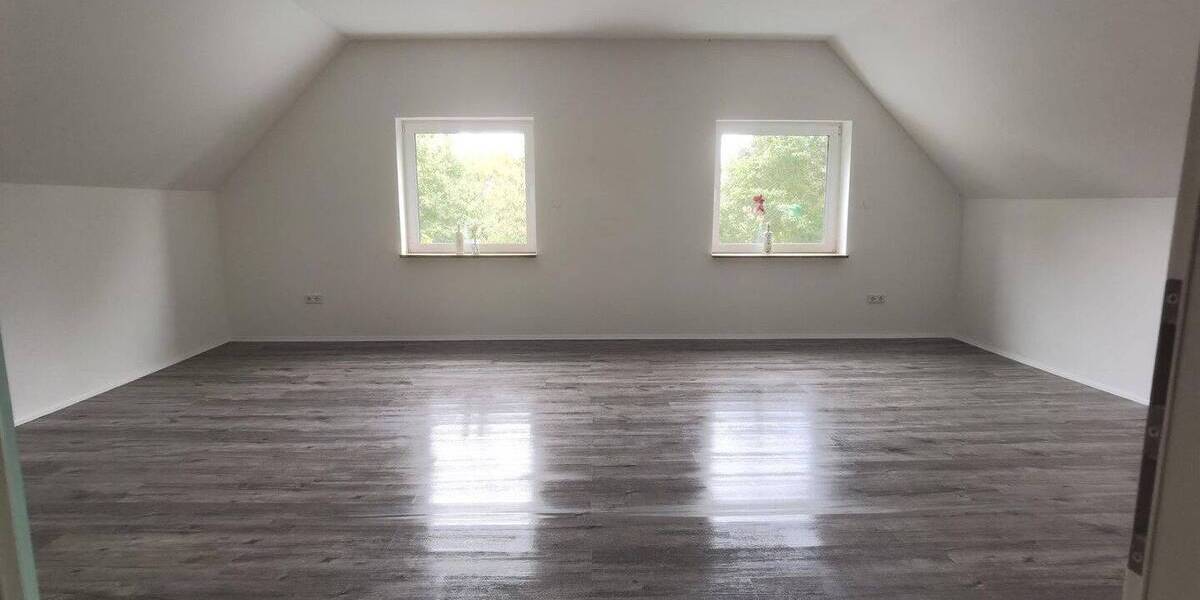 Einfamilienhaus Nordleda - 5 Zimmer, 243 m&sup2;, 490.000&euro; | Angebot:26886411
