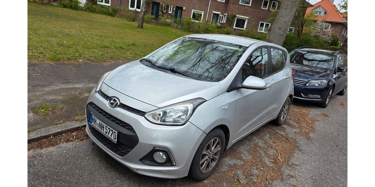 Hyundai i10 66.798 km 5.350 &euro; Hamburg 22339