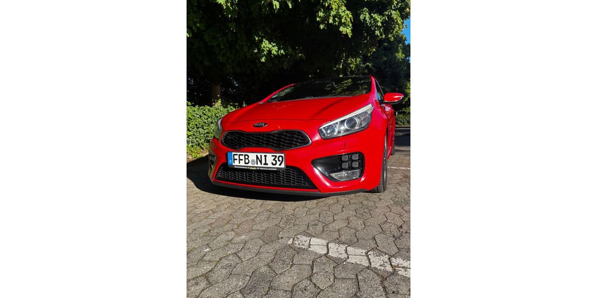 Kia pro ceed / ProCeed 94.700 km 12.800 &euro; Germering 82110