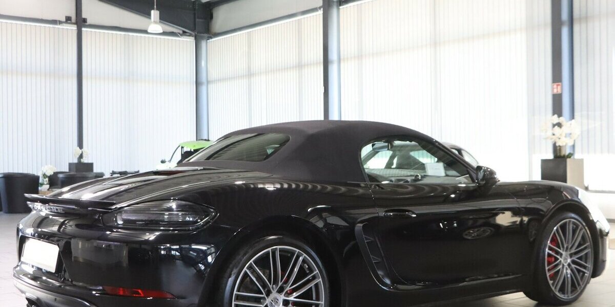 Porsche Boxster 718 S SPORT-CHRONO-PLUS / BOSE / 20-ZOLL 55.000 km 59.999 € Hamm 59077