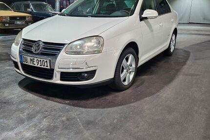 VW Jetta 253.000 km 1.650 &euro; Moers 47443