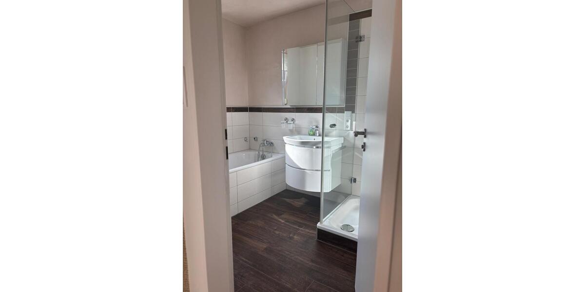 Etagenwohnung Schwabach - 3 Zimmer, 90 m&sup2;, 900&euro; | Angebot:26395894