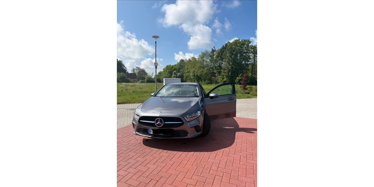 Mercedes-Benz A 200 46.000 km 25.800 &euro; Schortens 26419