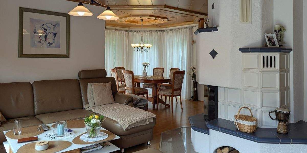 Ideal für Paare mit hohem Anspruch an Wohnkomfort: Barrierearme EG-Whg mit Gartenanteil in Eggingen 4 zimmer