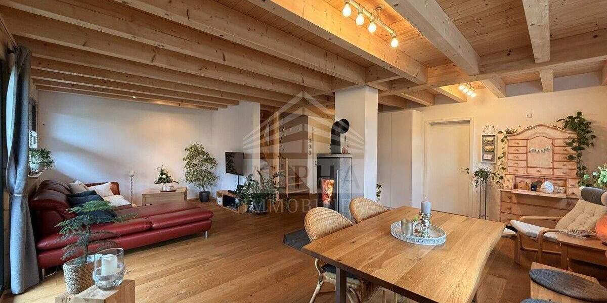 *VERKAUFT* Modernes Blockhaus-Idyllisch gelegene Doppelhaushälfte mit Büroräumen & Traumgarten 6 zimmer