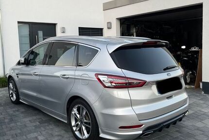 Ford S-Max 172.000 km 14.999 &euro; Bötzingen 79268