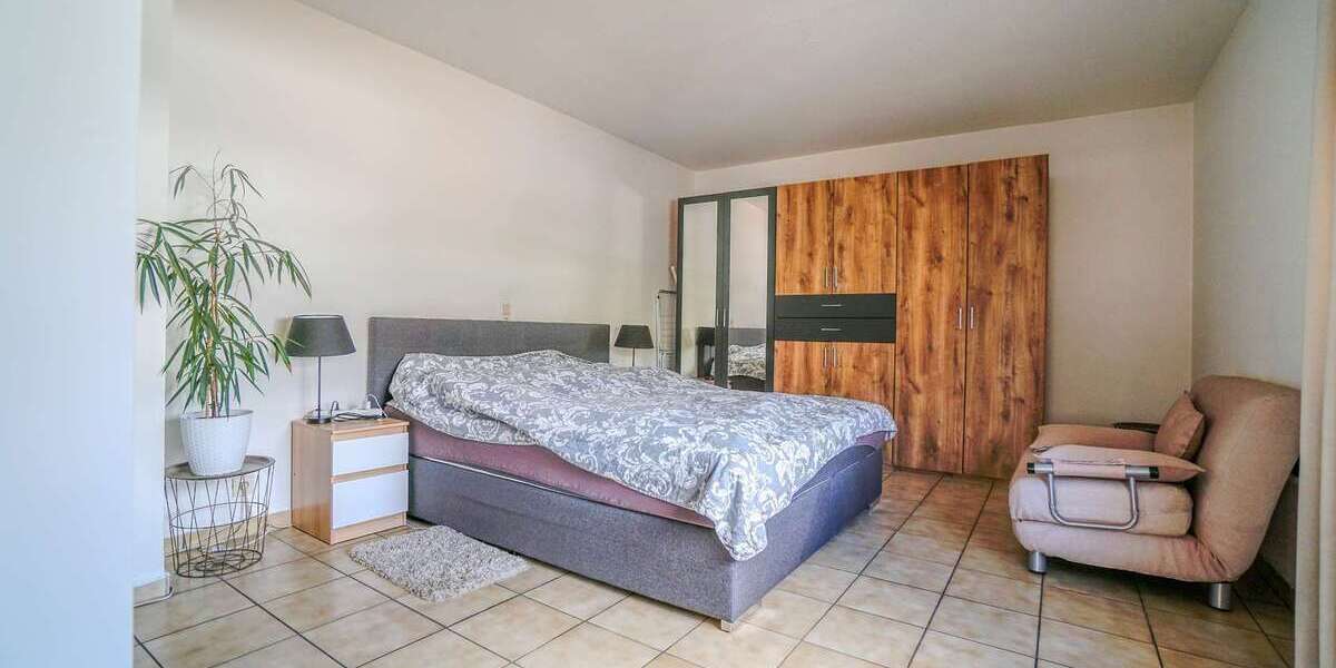 Kapitalanlage: Wohn - und Gewerbeobjekt mit 5 Einheiten in Herborn OT - Mehrfamilienhaus, Wohnhaus Herborn | Angebot:27191513