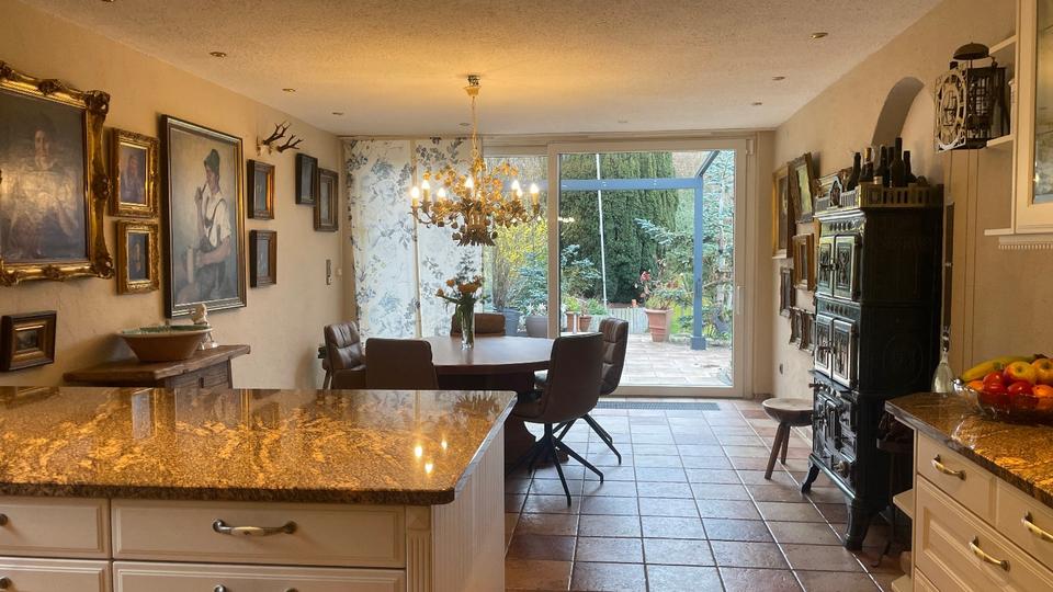 Einfamilienhaus Siegen Eiserfeld - 8 Zimmer, 318 m&sup2;, 677.500&euro; | Angebot:26869969