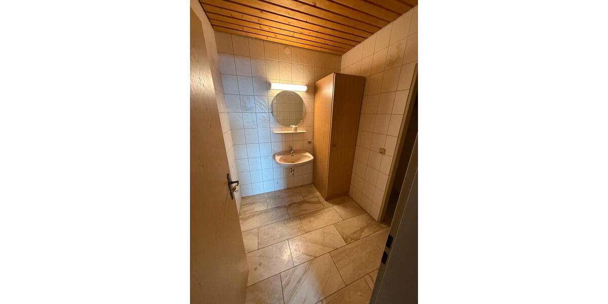 Gewerbeobjekt Nieheim - 350&euro; | Angebot:18900823