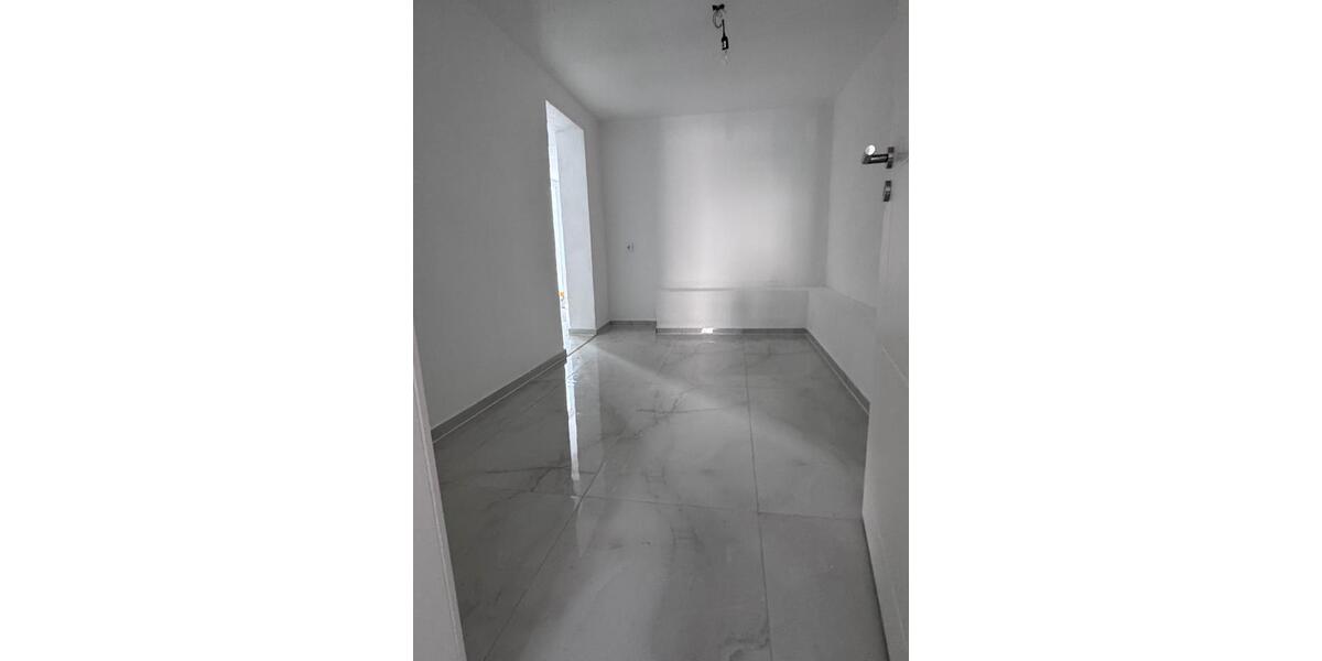 Erdgeschoßwohnung Merchweiler - 2 Zimmer, 65 m&sup2;, 500&euro; | Angebot:26075447