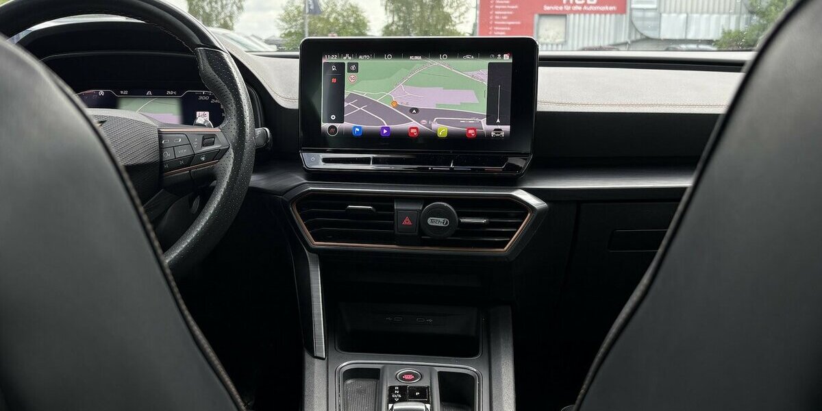Cupra Formentor 1.5 TSI CARPLAY/NAVI/KAMERA/ACC/AHK 148.927 km 19.900 &euro; Villingen-Schwenningen 78054