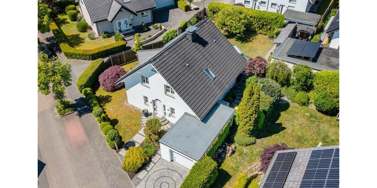 Einfamilienhaus Bad Salzuflen Biemsen-Ahmsen - 9 Zimmer, 149 m&sup2;, 645.000&euro; | Angebot:26823903