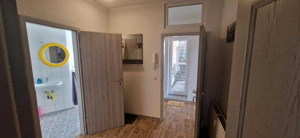 Wohnen auf Zeit Nebra (Unstrut) - 10 Zimmer, 250 m&sup2;, 30&euro; | Angebot:24514094