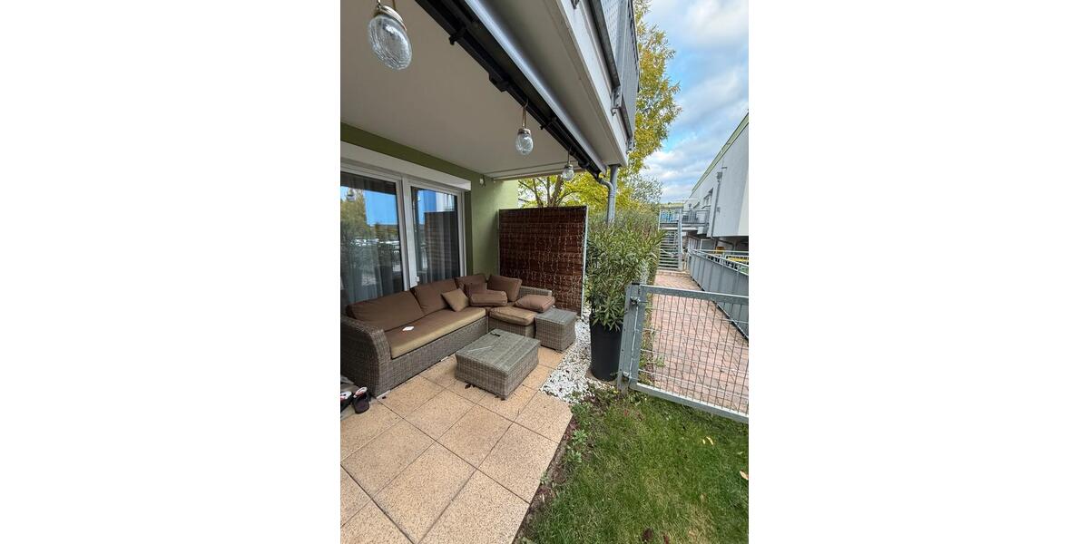 Moderne Erdgeschosswohnung mit eigenem Garten – Oberasbach 2.5 zimmer