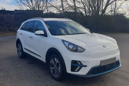 Kia Niro 90.500 km 13.900 &euro; Zemmer 54313