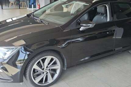Seat Leon 68.870 km 19.590 &euro; Bad Frankenhausen 06567