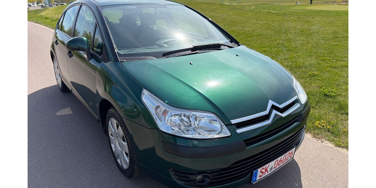Citroen C4 124.000 km 2.499 &euro; HALLE 06116