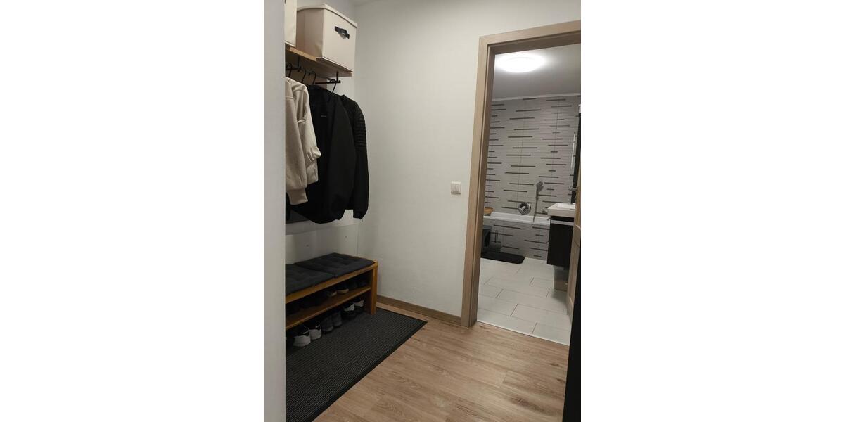 Etagenwohnung Burghausen - 4 Zimmer, 92 m&sup2;, 353.000&euro; | Angebot:27137565