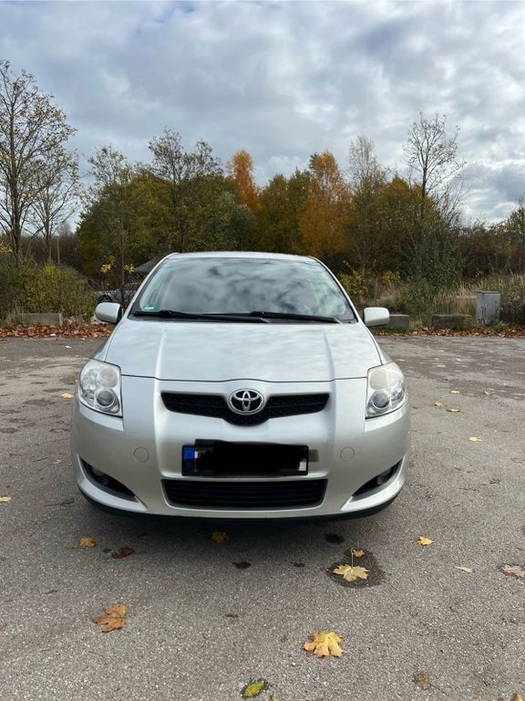 Toyota Auris 141.507 km 4.200 € Augsburg 86199
