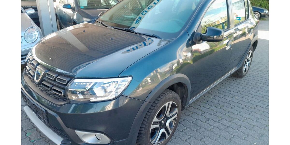 Dacia Sandero 68.000 km 9.999 &euro; Heidelberg 69126