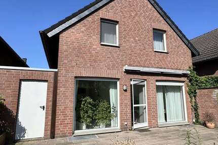 Haus Rheinberg - 4 Zimmer, 113 m&sup2;, 279.000&euro; | Angebot:27082934