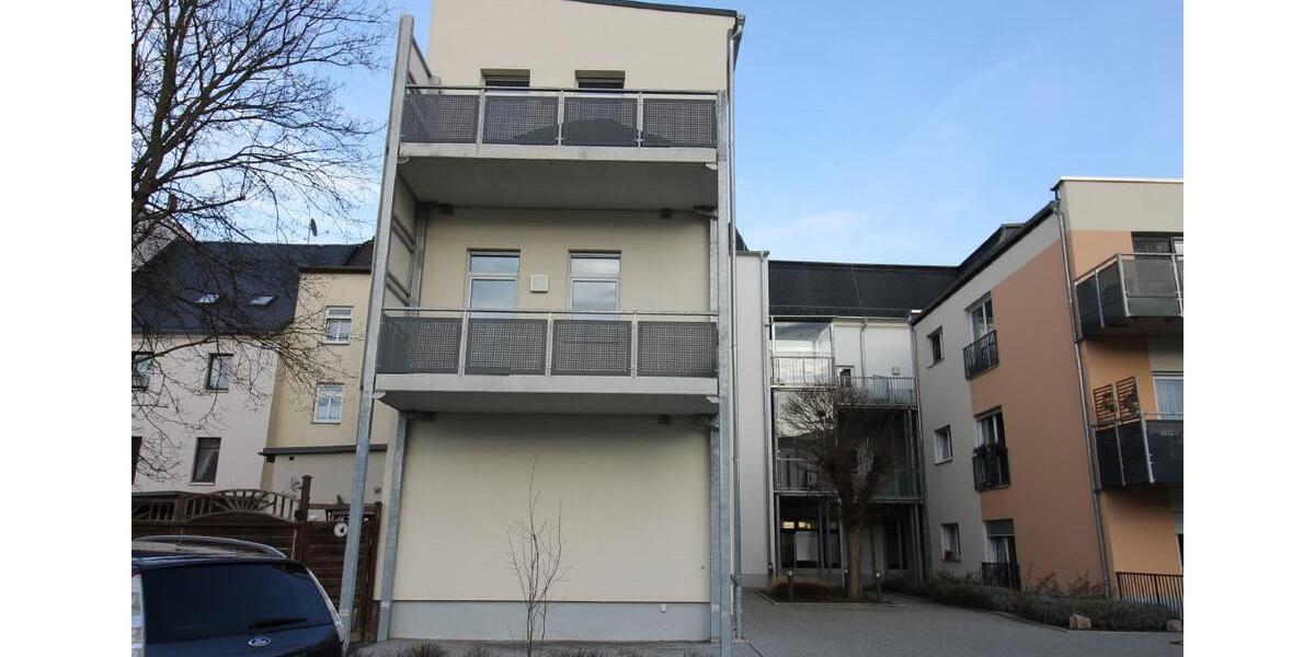 Etagenwohnung Werdau - 2 Zimmer, 50 m&sup2;, 370&euro; | Angebot:26618994