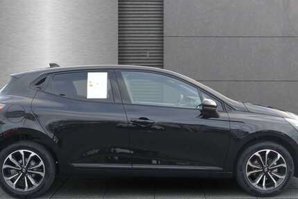 Renault Clio 1.500 km 21.800 &euro; Schwentinental 24223