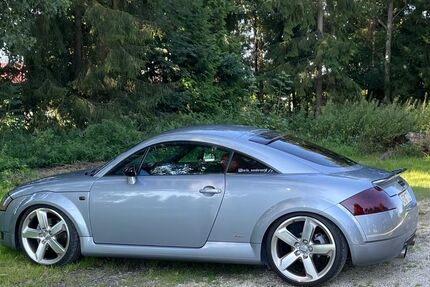 Audi TT 121.000 km 13.200 &euro; Lauingen 89415