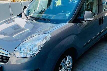 Opel Combo 137.000 km 8.000 &euro; Pfaffenhofen a.d.Ilm, St 85276