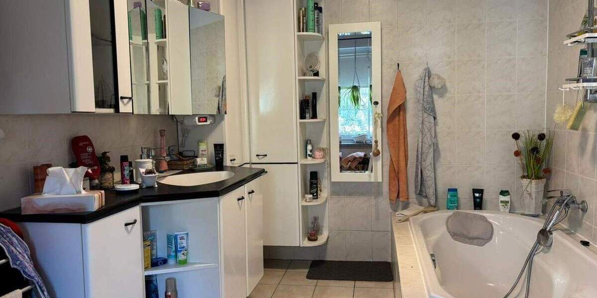 Einfamilienhaus Altentreptow - 7 Zimmer, 230 m&sup2;, 299.000&euro; | Angebot:25708811