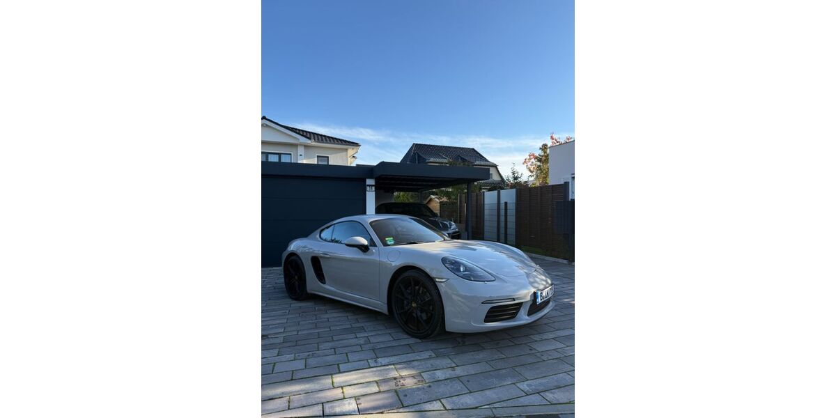 Porsche Cayman 129.345 km 47.500 &euro; Berlin 14167
