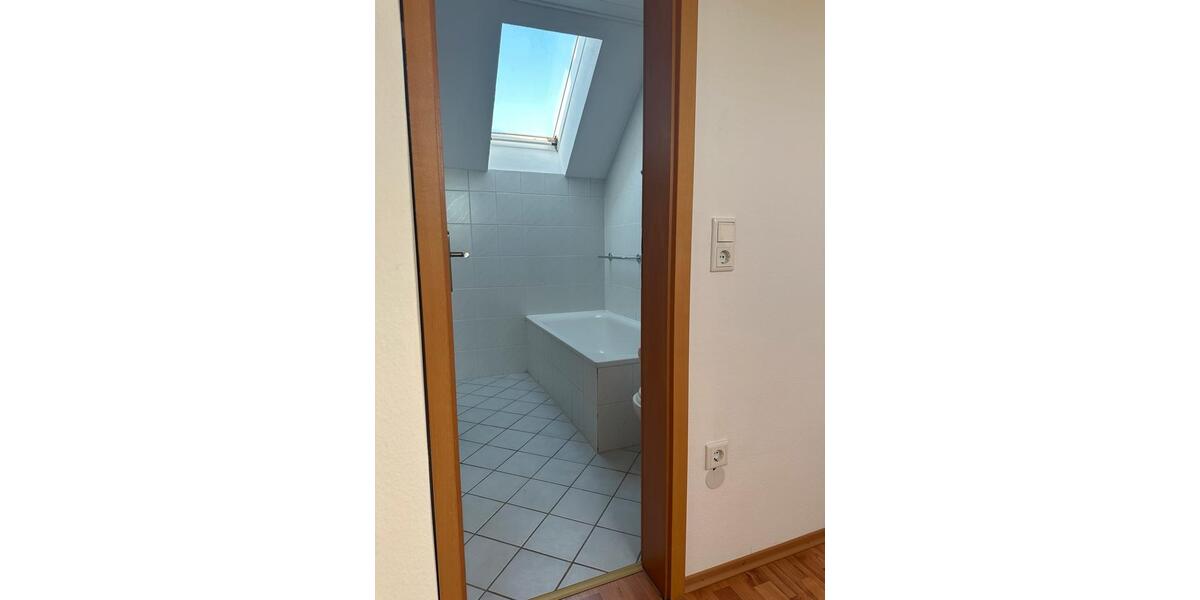 Maisonettenwohnung Linden - 3.5 Zimmer, 108 m&sup2;, 319.000&euro; | Angebot:27084490