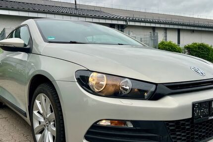 VW Scirocco 82.000 km 9.900 &euro; Eppelheim 69214