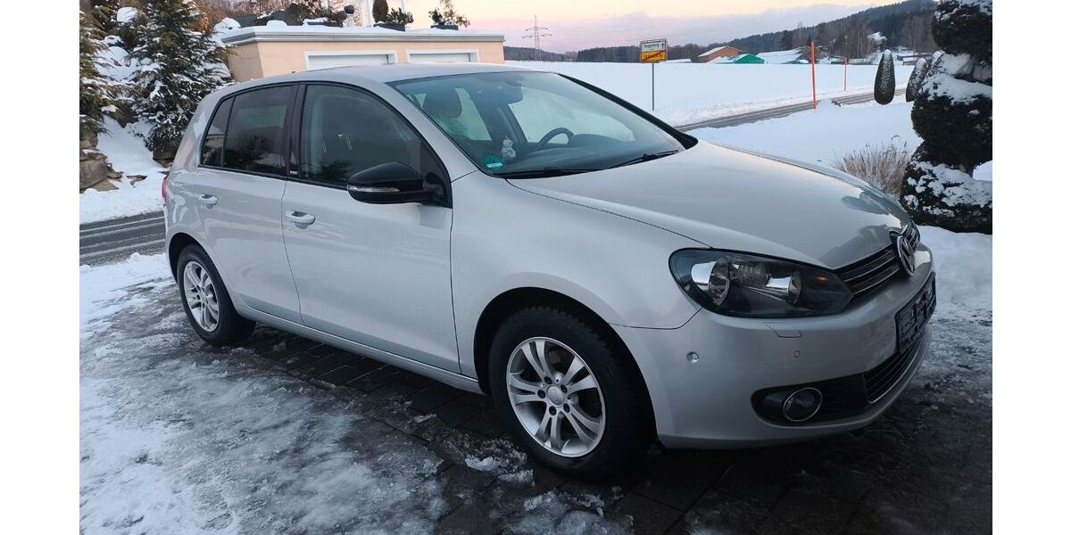 VW Golf 137.000 km 9.500 &euro; Eppenschlag 94536
