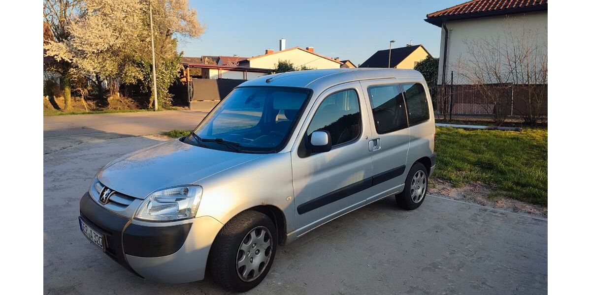 Peugeot Partner 245.000 km 800 &euro; Minfeld 76872