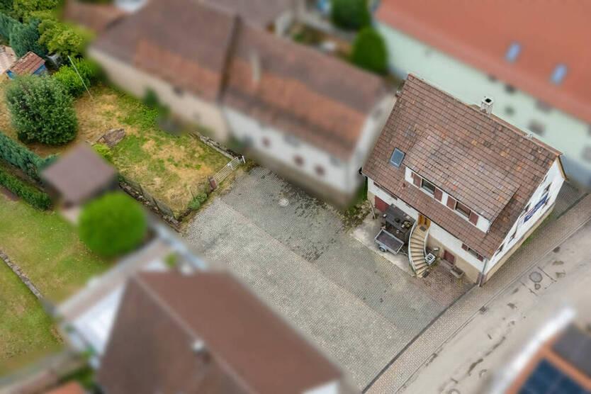 Platz für Natur, Ruhe und Gestaltung - Historisches Haus mit viel Potenzial!