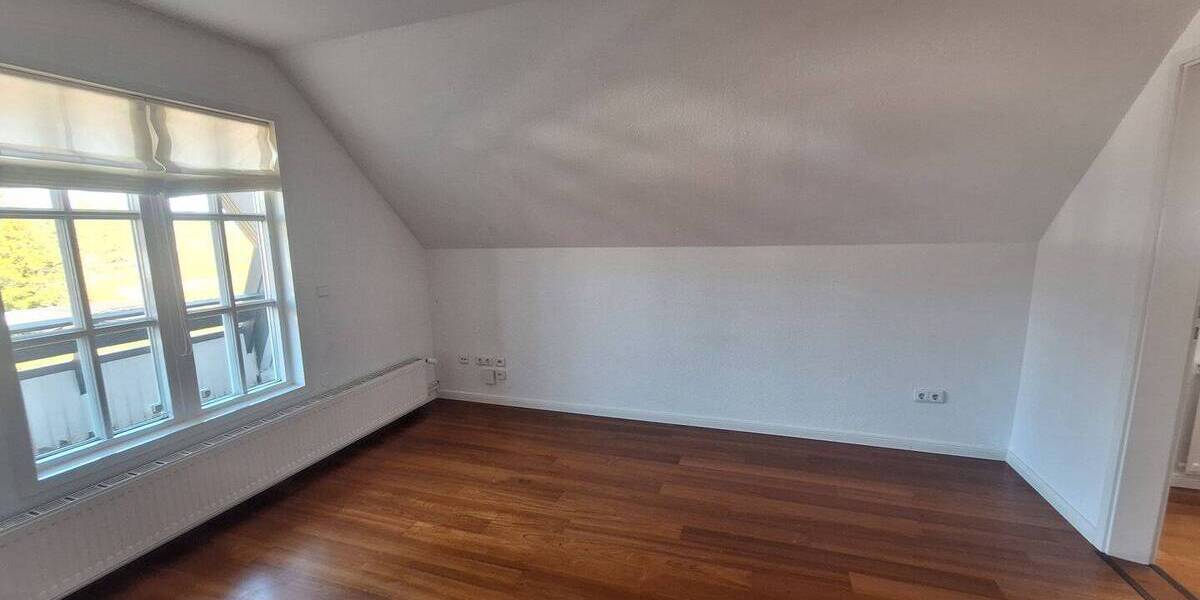 Einfamilienhaus Bad Oldesloe - 5 Zimmer, 180 m&sup2;, 1.655&euro; | Angebot:26417352