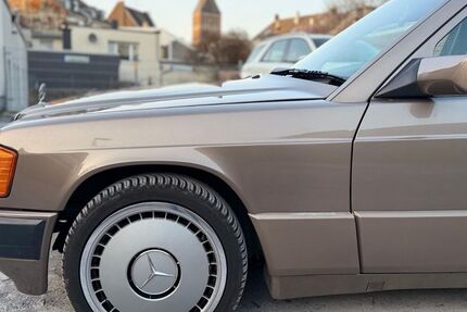 Mercedes-Benz 190 260.000 km 9.000 &euro; Mönchengladbach 41069