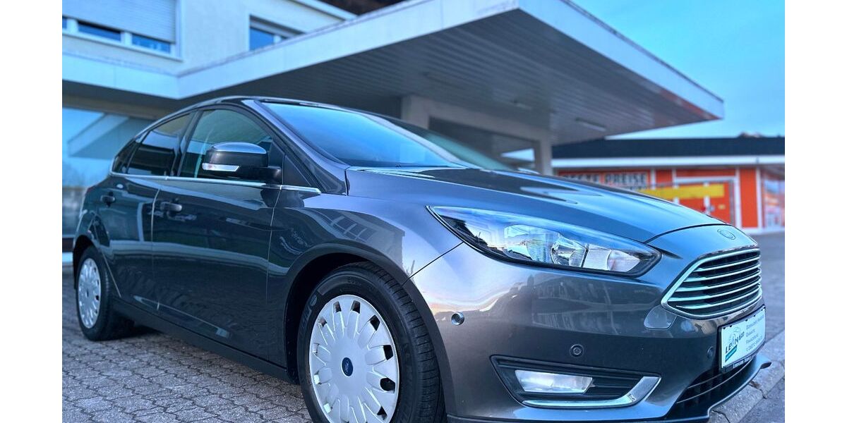 Ford Focus 100.000 km 9.500 &euro; Losheim am See 66679