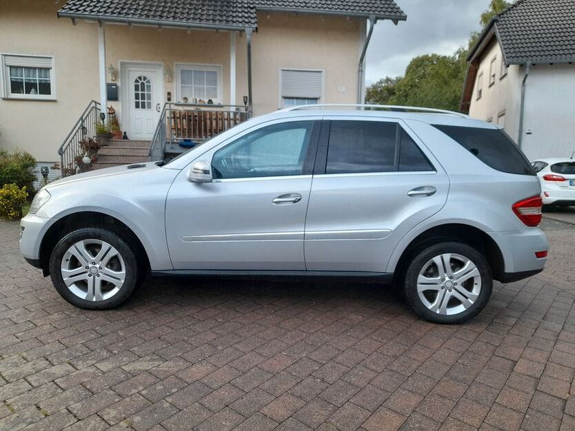 Mercedes-Benz ML 350 230.000 km 9.880 € Flacht 65558